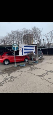 Парковочное место - фото 1