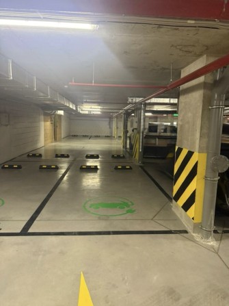Оренда паркомісця під електроавто ЖК Голосіївський - фото 1