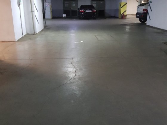 Парковочное место ТЦ Афины центральный ряд