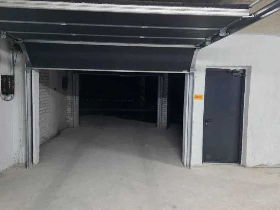 Два паркомісця поряд по 13 м.2, ЖК OKLand Киев