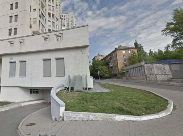 Оренда паркомісця  в підземному паркингу - фото 1