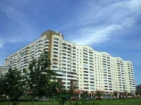 Здам паркомісце по проспекту Григоренко 33/44 - фото 1