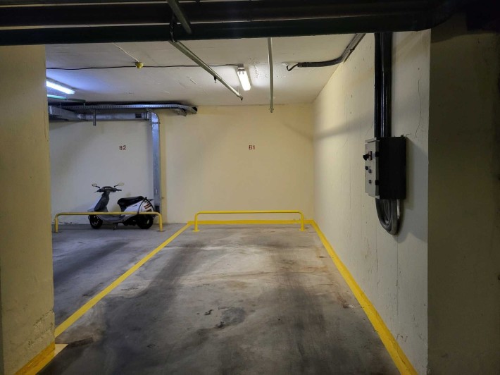 Оренда паркомісця Срібнокільська 1 позняки княжий затон Срибнокильская - фото 1