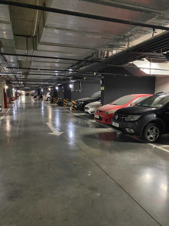 Сдам долгосрочно паркоместо в жк Таировские сады - фото 1