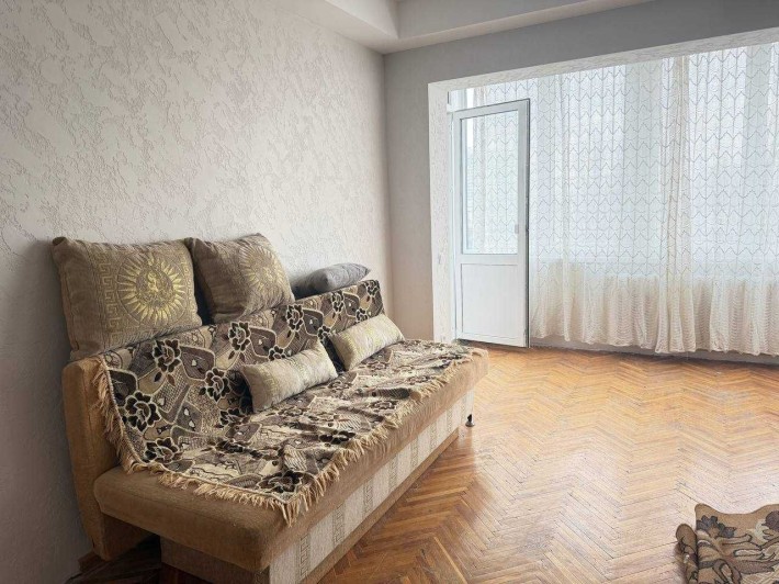 м Берестейська 5хв, роздільна 2к, є газ, бойлер, не вимикають світло - фото 1