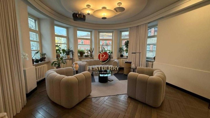 Без% Аренда 5К, ул. Большая Житомирская 17, ст.м. Золотые ворота Центр - фото 1