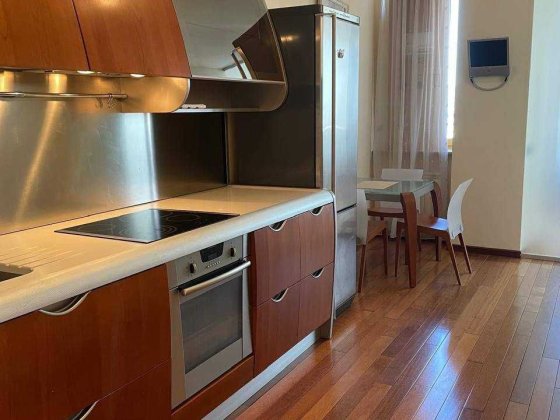 Здам  3х-кiмнатну квартиру  ЖК Хмельницький Київ