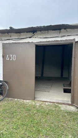 РОЗСТРОЧКА, гараж, район БАМ, за мостом, сухий чистий , високий, Темп1 - фото 1