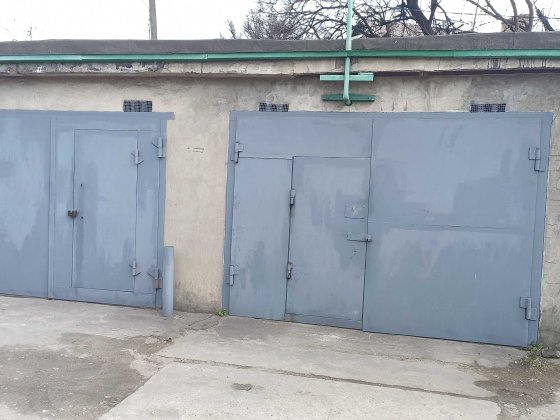 Капитальный 2-х этажный гараж (приватизированный!) в центре, рынок