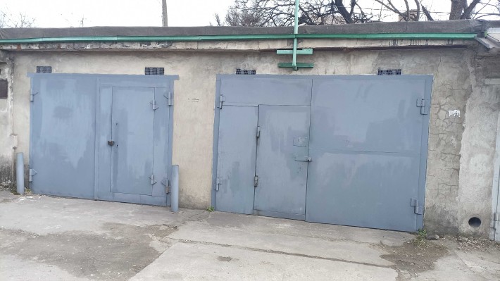 Капитальный 2-х этажный гараж (приватизированный!) в центре, рынок - фото 1