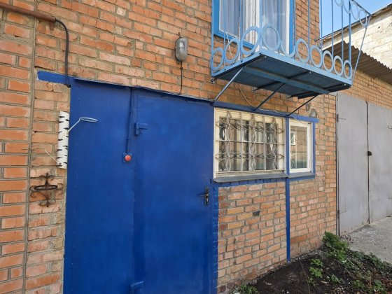 Продається двохповерховий гараж Калинівка