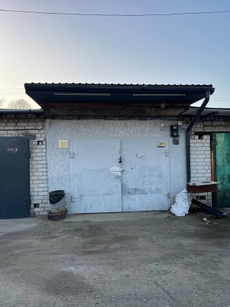 Добротный гараж ,в кооперативе "Лада". - фото 1