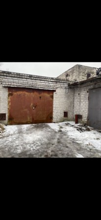 Гараж біля води за шлюзом на два автомобіля - фото 1