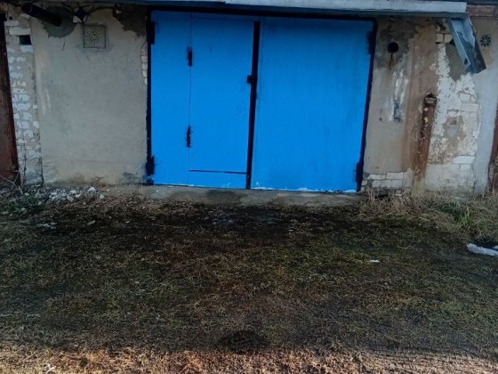 Продам капитальный гараж Шостка