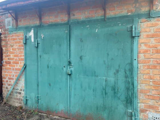 Продам капітальний гараж з погребом Белая Церковь