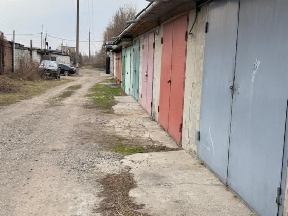 Продаю гараж ул. Радистов . ГК Травневый Бровари