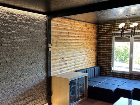 Сучасний приватизований гараж з кімнатою для відпочинку Луцьк