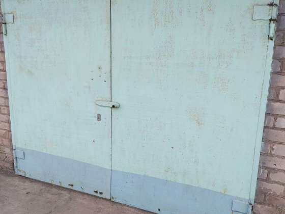 Продам гараж ГБК "Центральний" на 16 лікарні Кривий Ріг