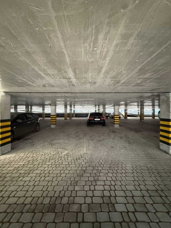 Паркомісце в ЖК Княгинин - фото 1