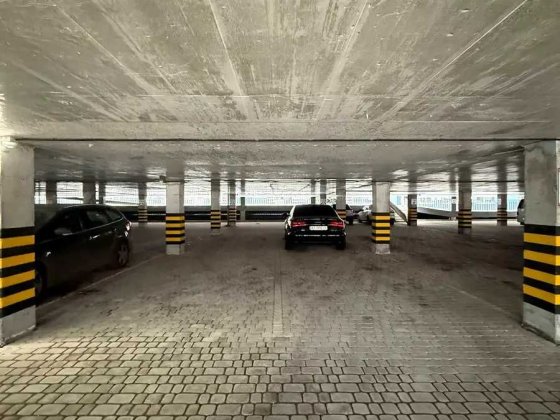 ЖК Княгинин паркомісце Івано-Франківськ