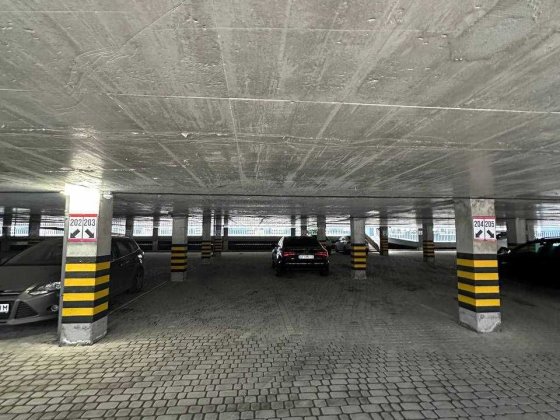 Терміново! Гаряча ціна! Паркомісце на Княгинині Івано-Франківськ