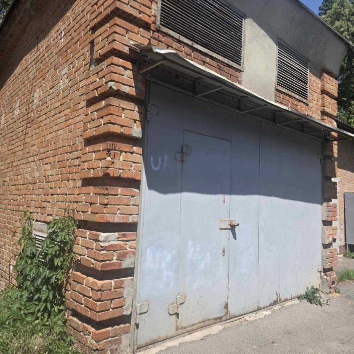 Продаж гаража р-н Центру вул.Котляревського (10школа) - фото 1