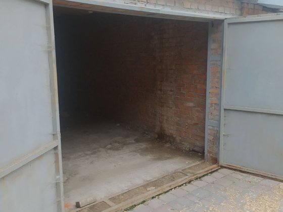 Гараж в центрі міста. Суми