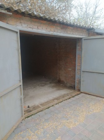 Гараж в центрі міста. - фото 1