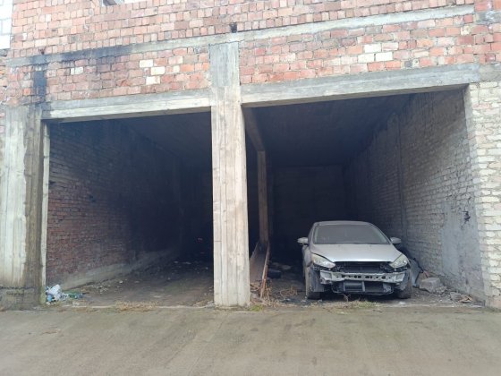 Продам 2 гаража в гаражному кооперативі 18 Черновцы