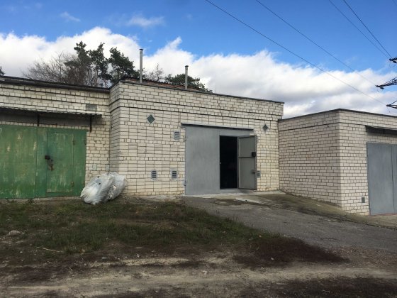 Продам великий капітальний гараж в АК29 DI Чернигов