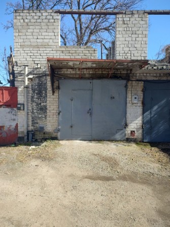Продам капітальний двохрівней гараж АК Хімік-2 - фото 1