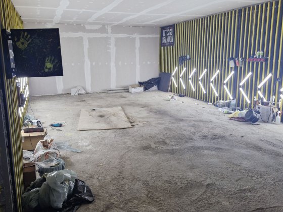 Продам великий гараж/склад Киев