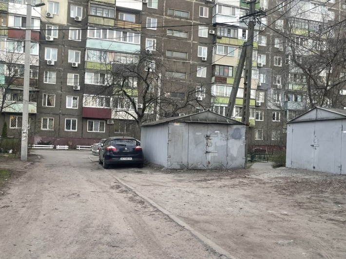 Продам гараж с дркументами  возможно  розсрочка - фото 1