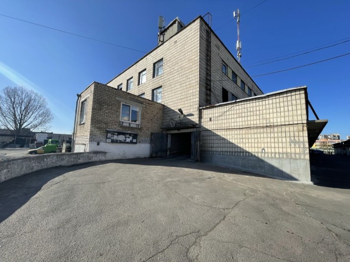Гараж в ГК Березняки 1  Березняківська 27 - фото 1