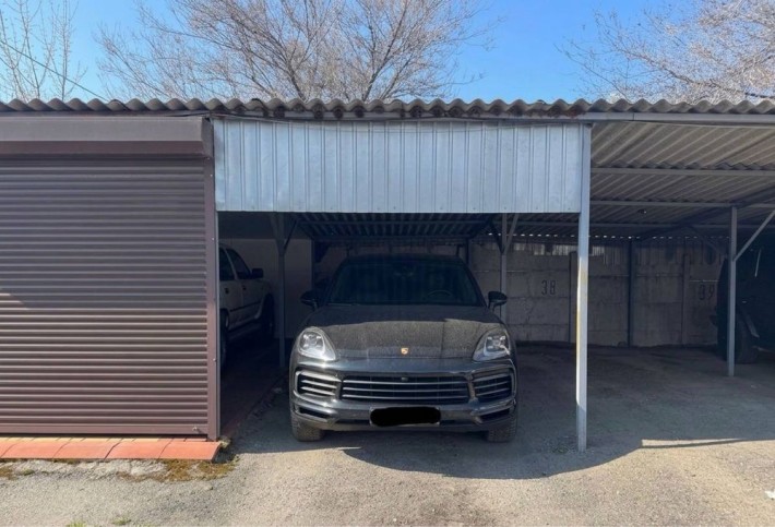 Продам Навес, паркоместо на Левобережном 3, супер место - фото 1