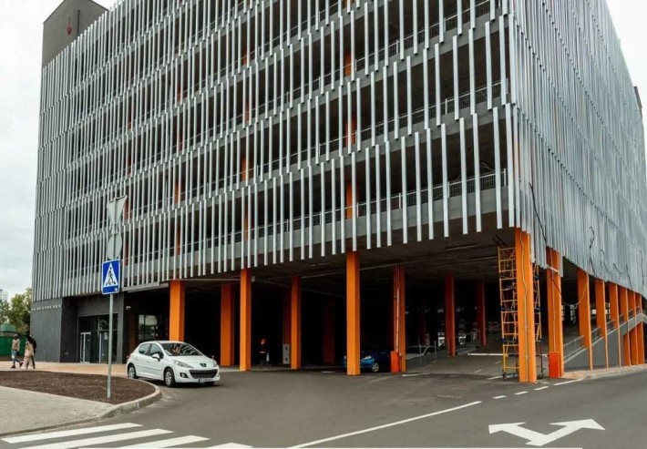 Продаж паркомісця, Дніпровська Набережна 18, Дарницький район, Київ. - фото 1