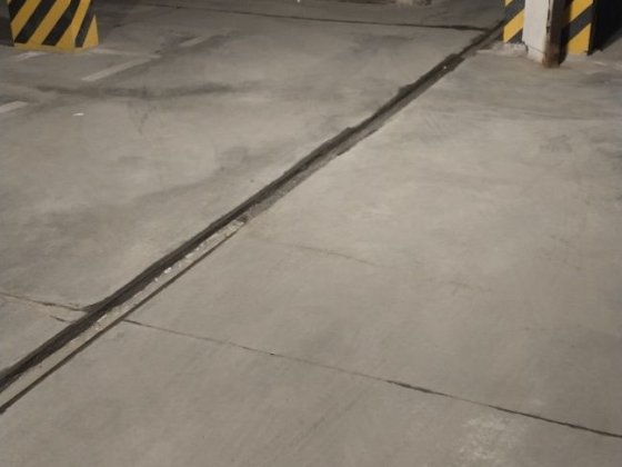 Паркомісце у підземному паркінгу. Львів