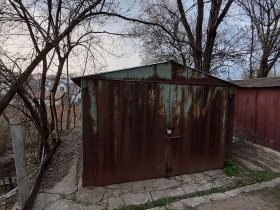 Обміняю металевий гараж Запорожье