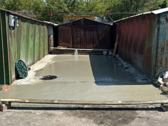 Місце під будування гараж березняківська 17 Киев