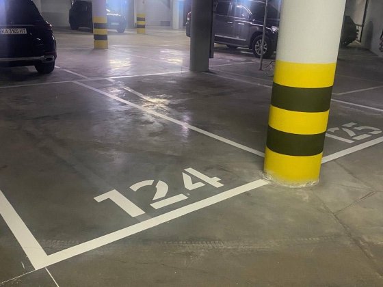 Продажа парковки / Новопечерские Липки / Андрея Верхогляда 11 / Киев