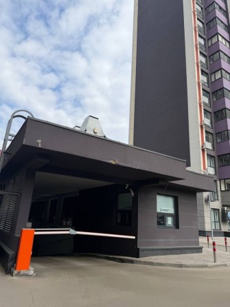 Без % продаж підземного паркінгу Окленд - фото 1