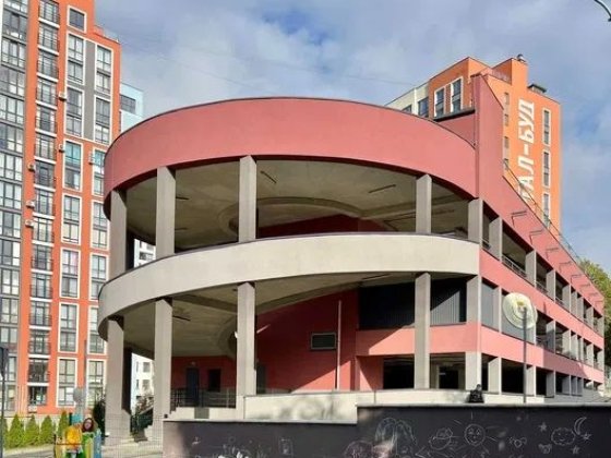 Продаж паркомісця Семицвіт вул.Шевченка Львов