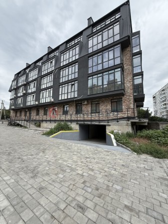 Продам паркомісця в ЖК Good House, Перемога-3, ЖК Затишний - фото 1