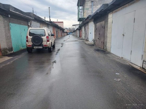 Гараж великий 3.75х7.60= 57кв.м Север Північ Закревського власник Киев