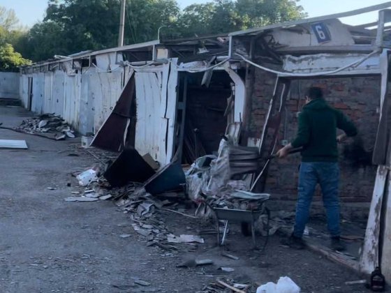 Продам місце під гараж Харьков