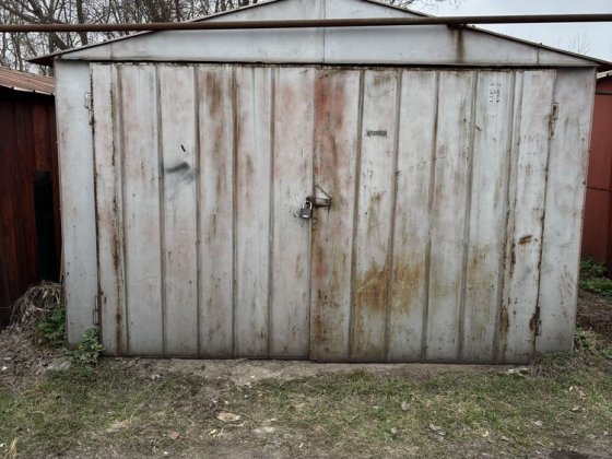 Гараж на Луговой Киев