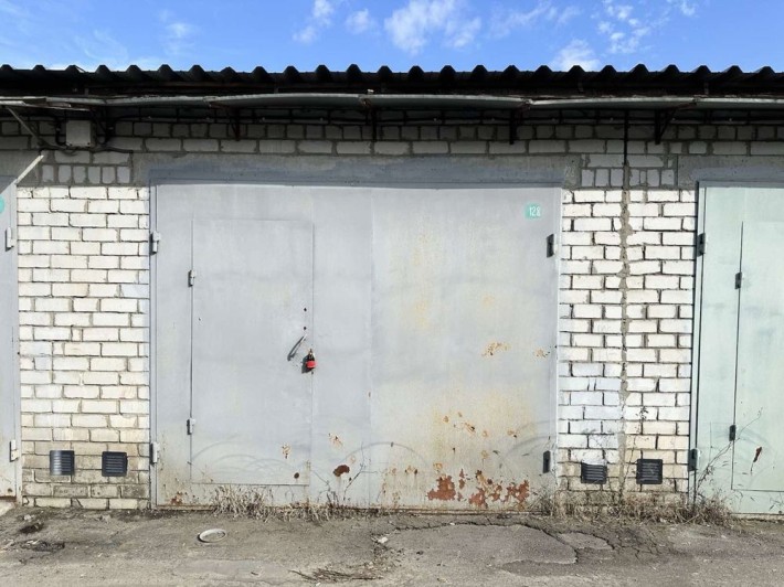 Продам гараж, р-н Слободской ,Полевая 62 - фото 1