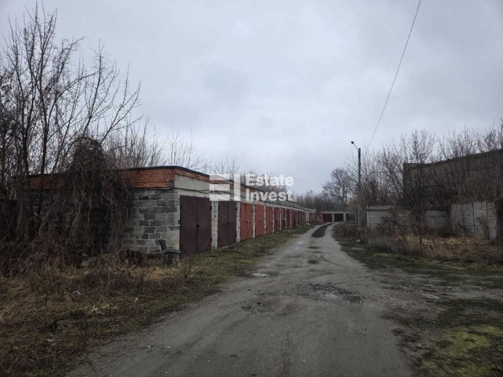 Продам комплекс гаражів по вул. Козакевича, 7 - фото 1