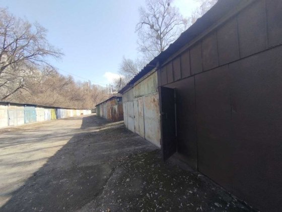 Продається гаражний бокс, цегляний, кооператив, метро Лук'янівська Київ