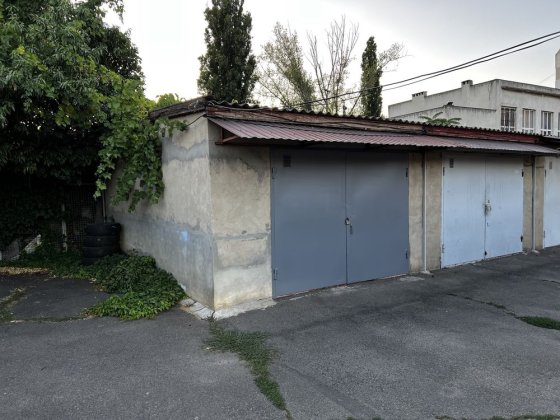 Продам капитальный гараж на Шишкина Одесса